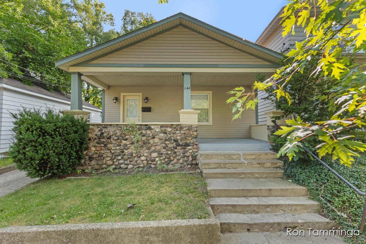 1144 Union Avenue NE