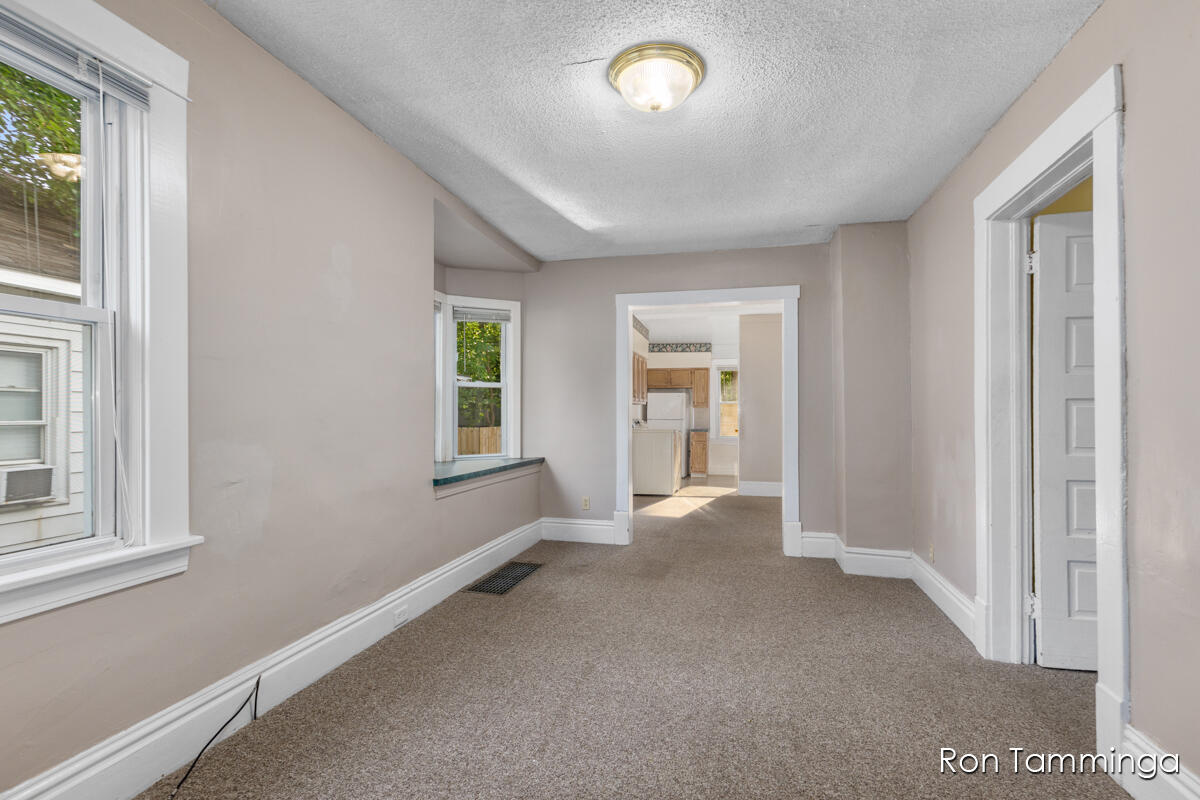 1144 Union Avenue NE
