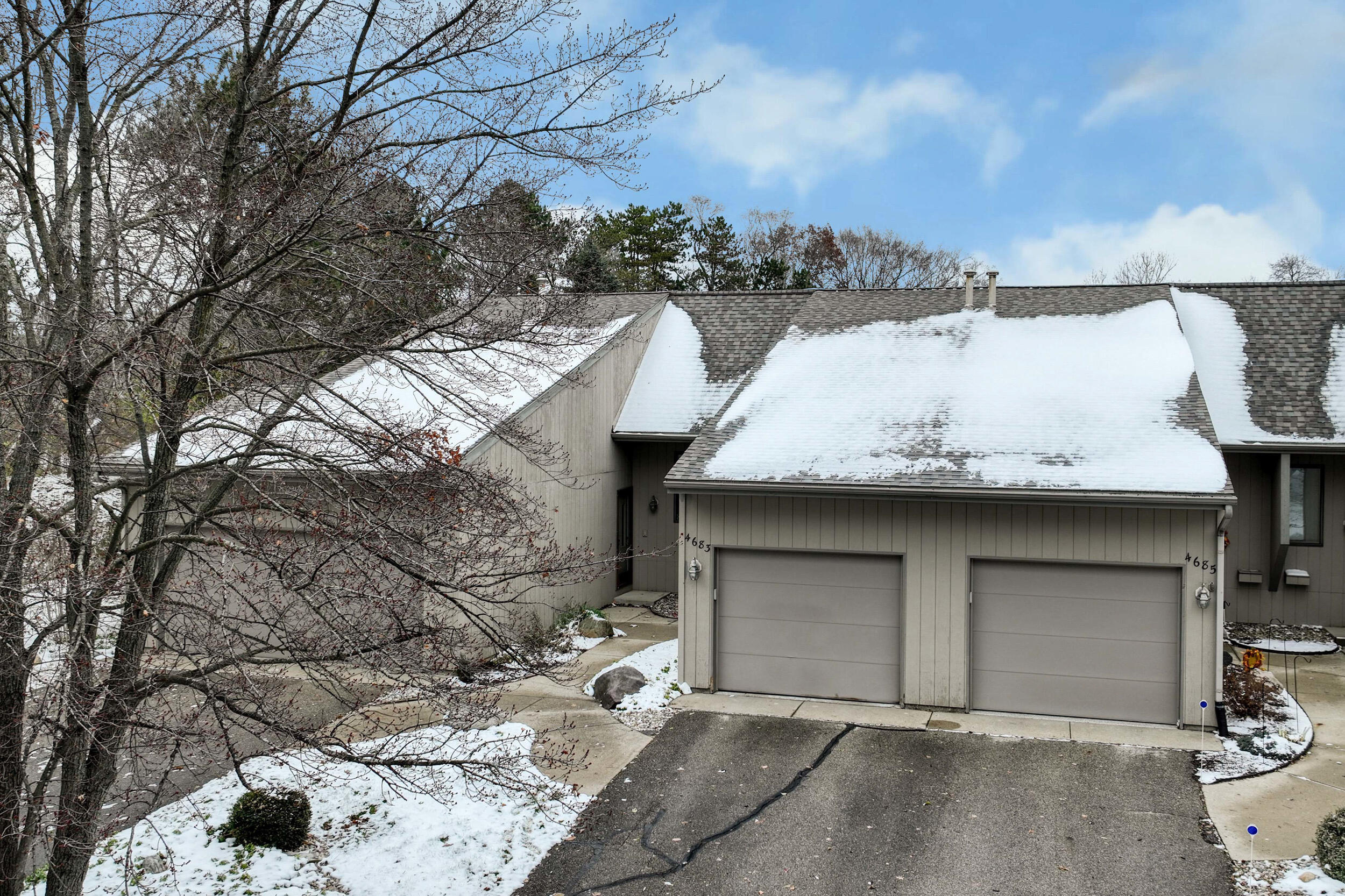 4683 Rockvalley Drive NE 2
