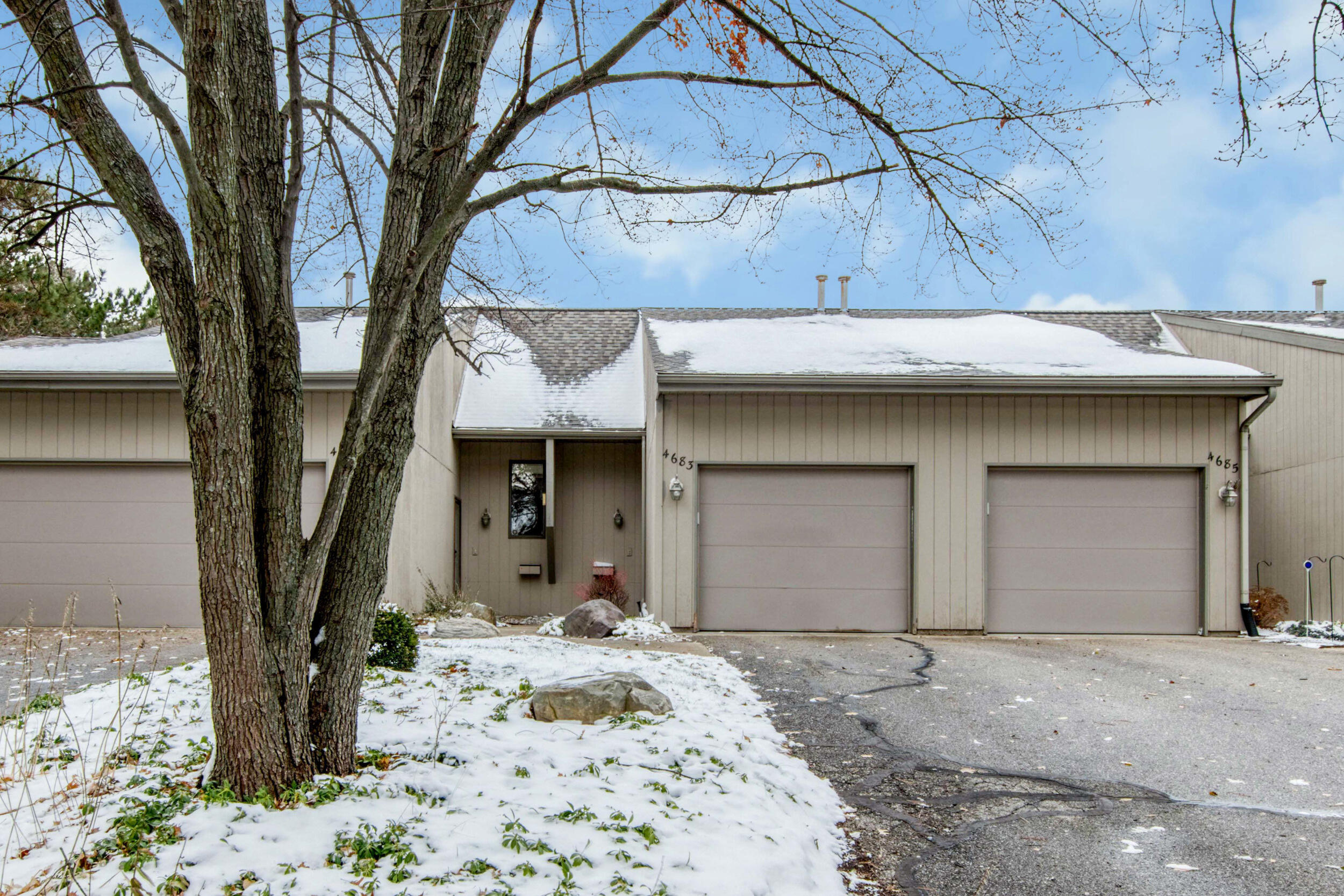 4683 Rockvalley Drive NE 2