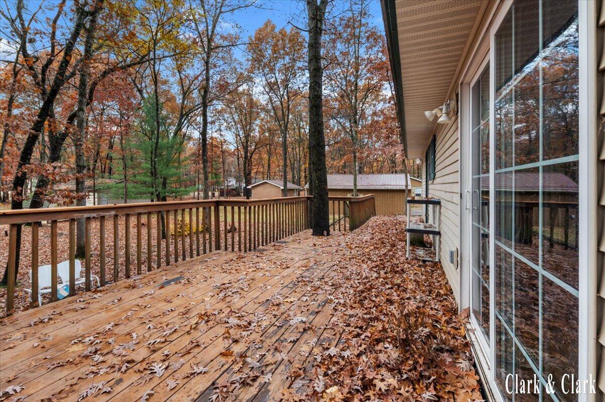 7819 E Chickasaw Trail