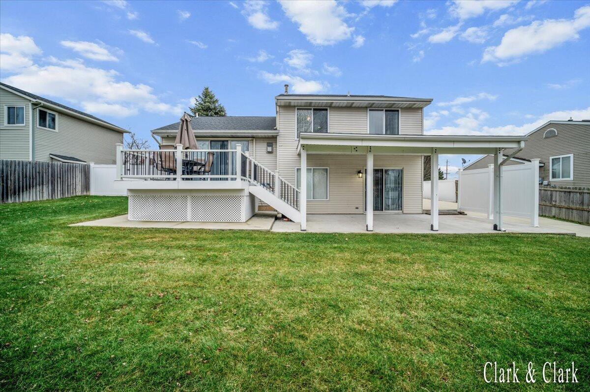 6785 Summerbreeze Drive SE