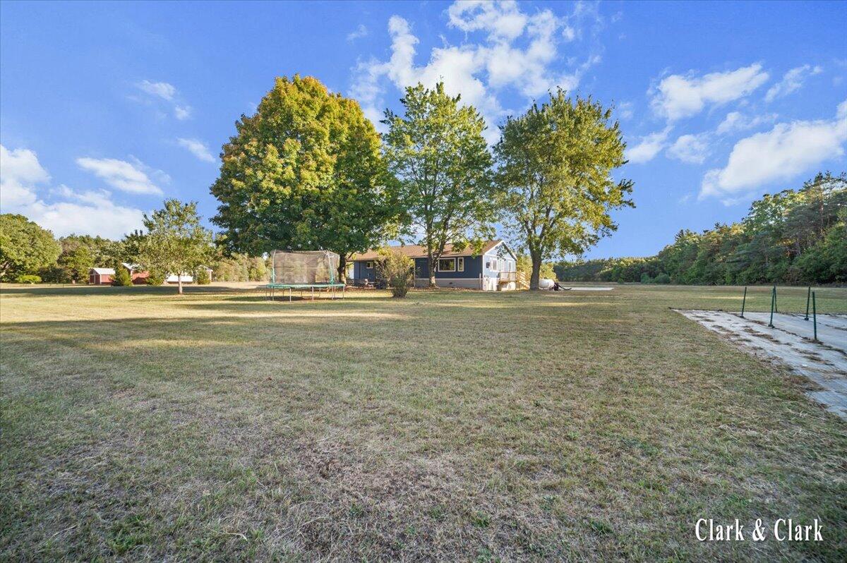 3715 E Skeels Road