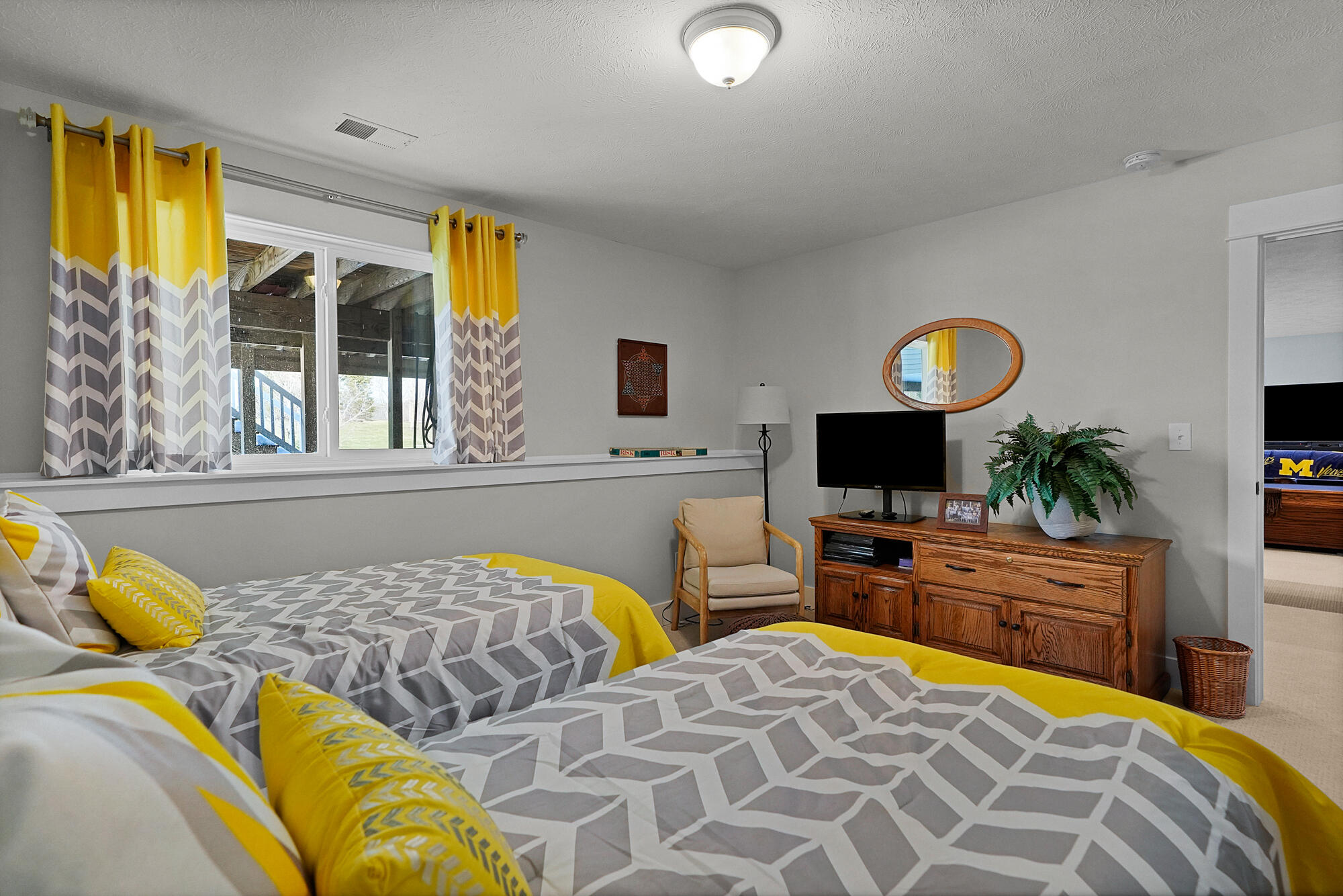 14067 Phoenix Place