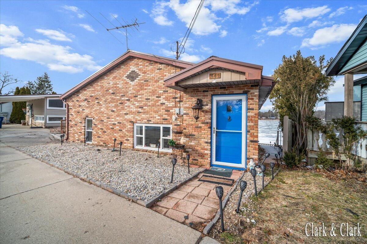 441 S Rock Lake Drive