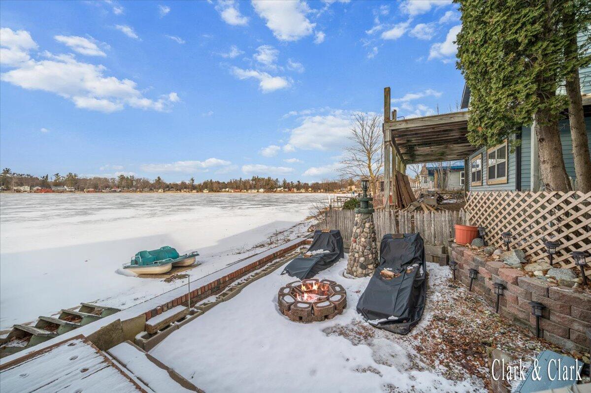 441 S Rock Lake Drive
