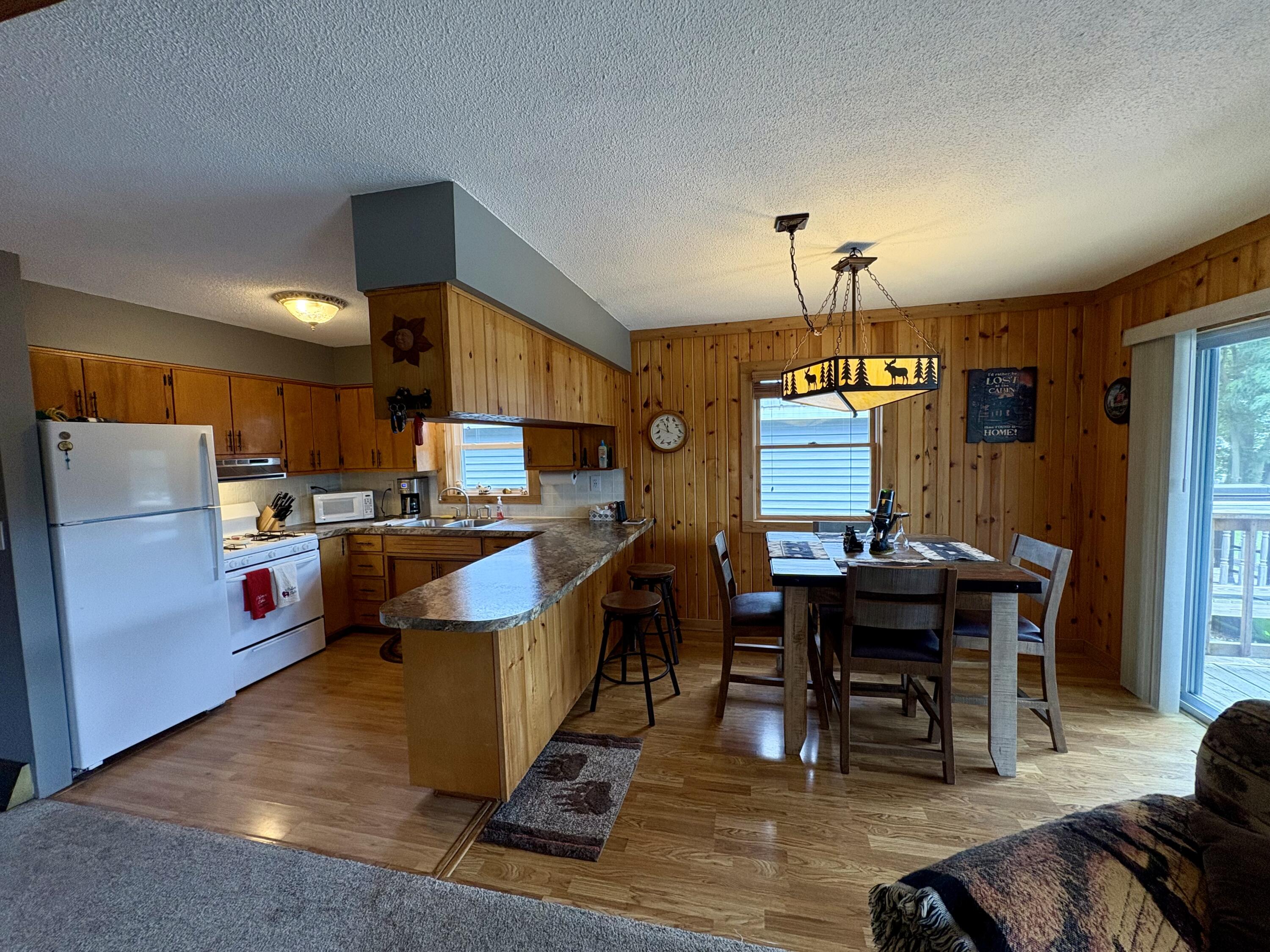 58911 Long Lake Road