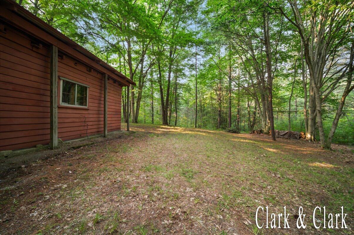 7278 E 6 Mile Road