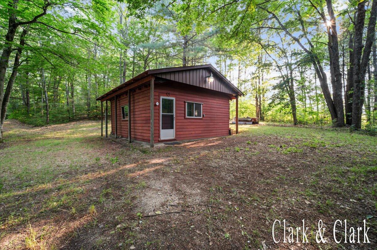 7278 E 6 Mile Road