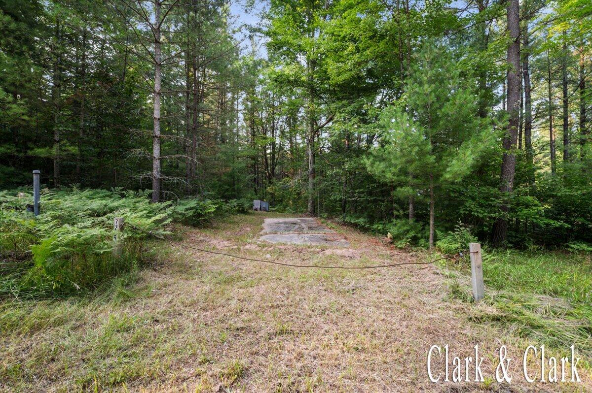 7278 E 6 Mile Road