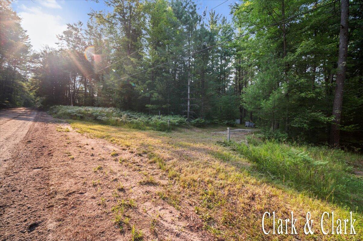 7278 E 6 Mile Road