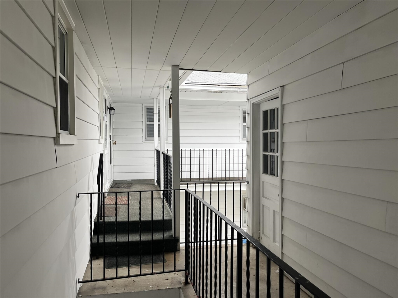 2152 Banner Drive