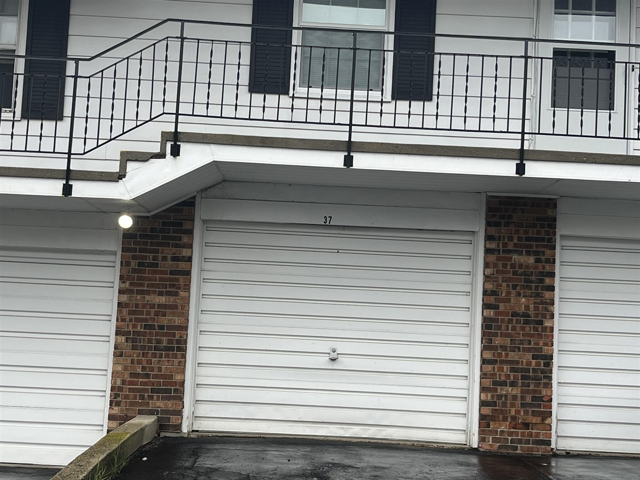 2152 Banner Drive