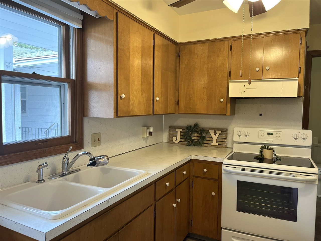 2152 Banner Drive