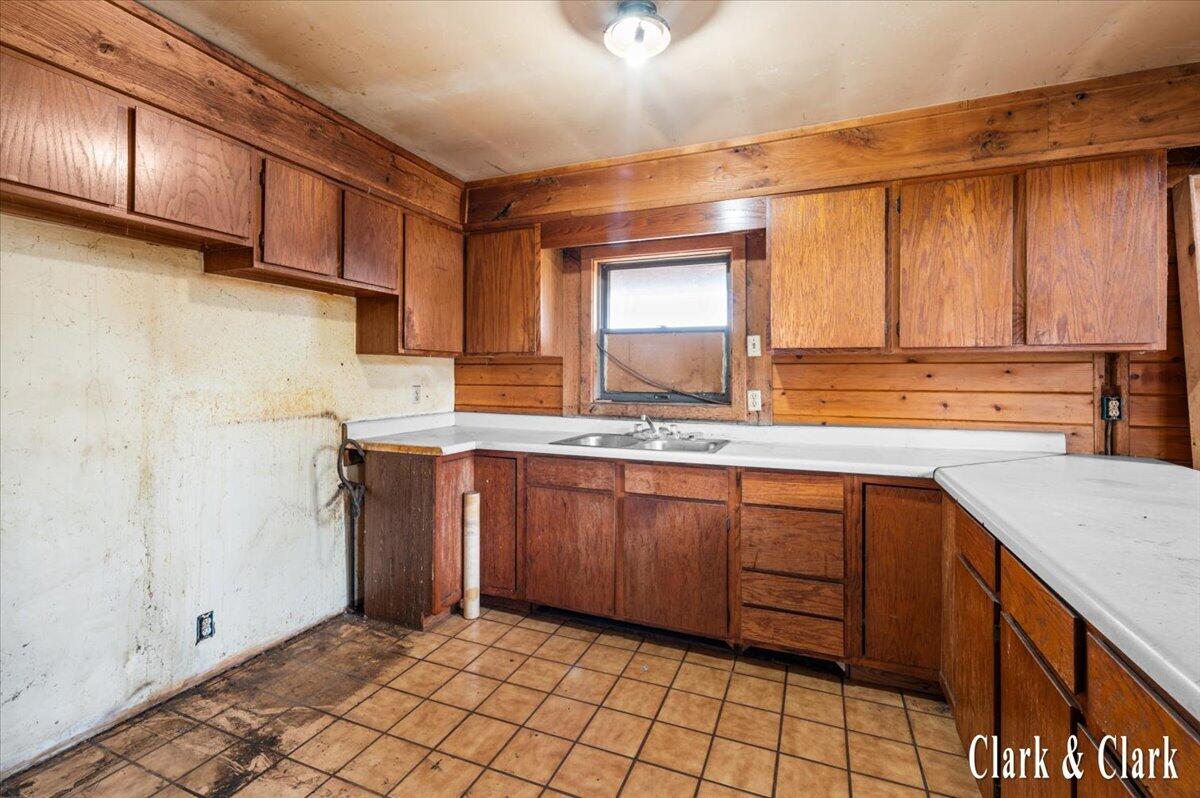 11496 SW Greenville