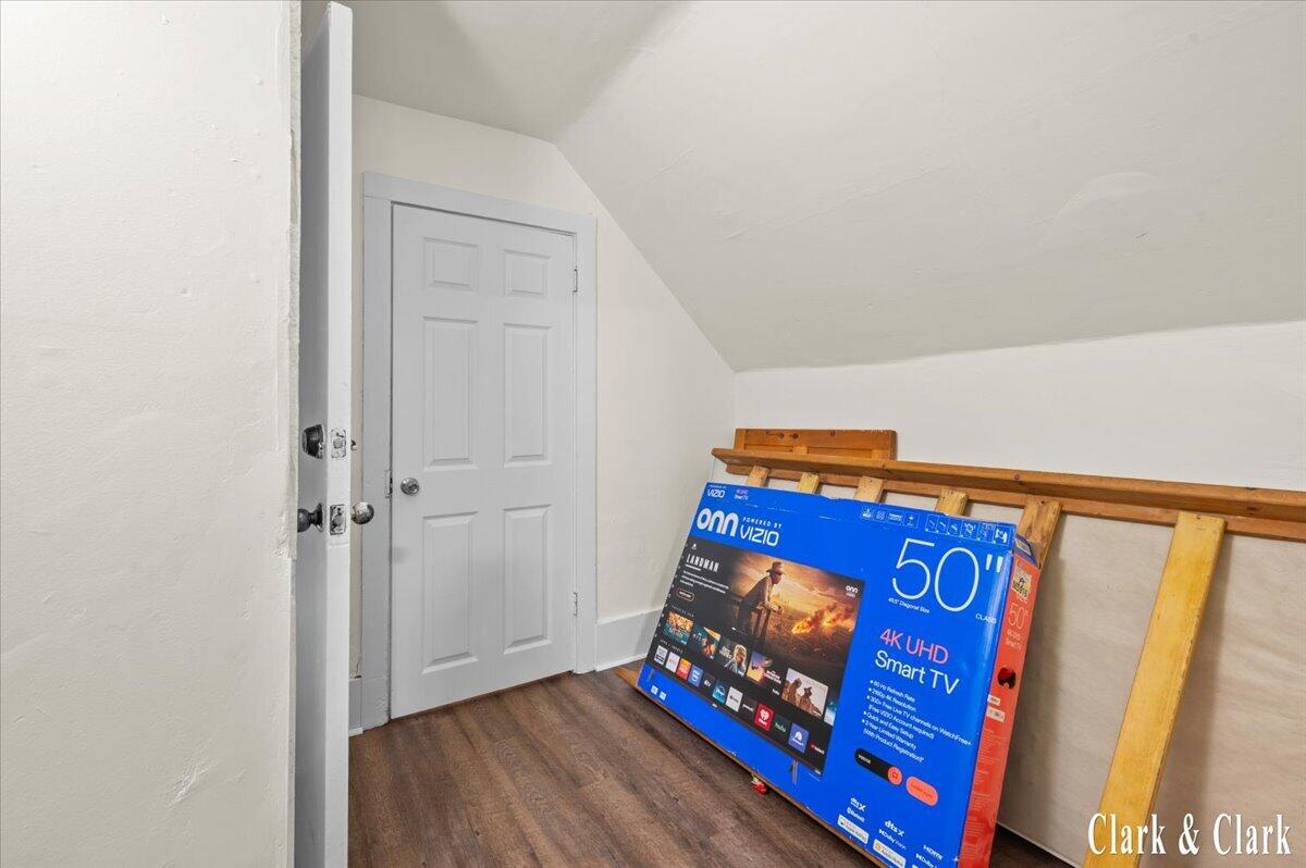 720 Hill Avenue