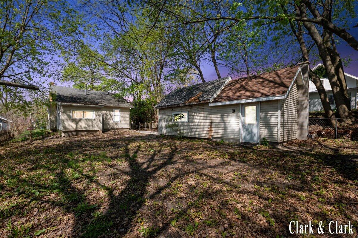 312 King Alley