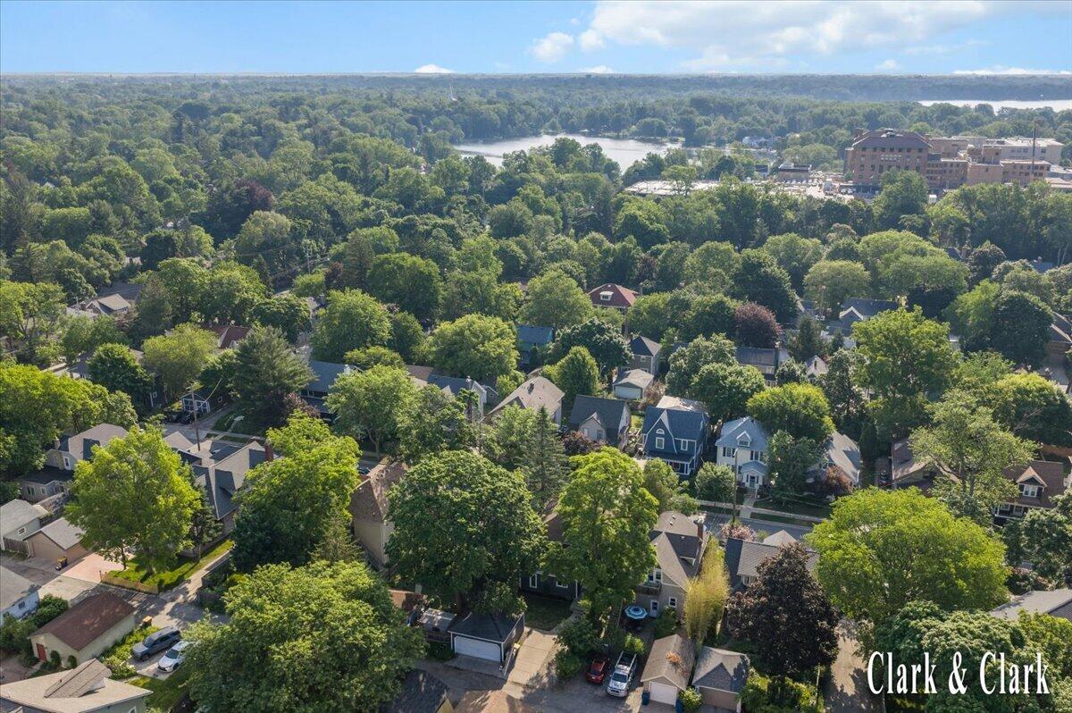 437 Rosewood Avenue