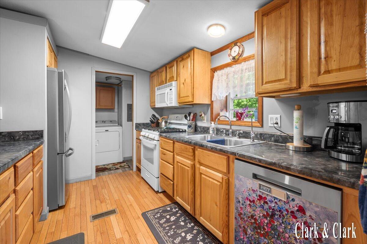 8709 Cory Drive