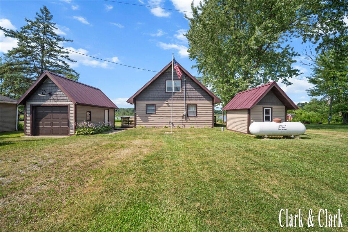 3050 Thorpe Drive