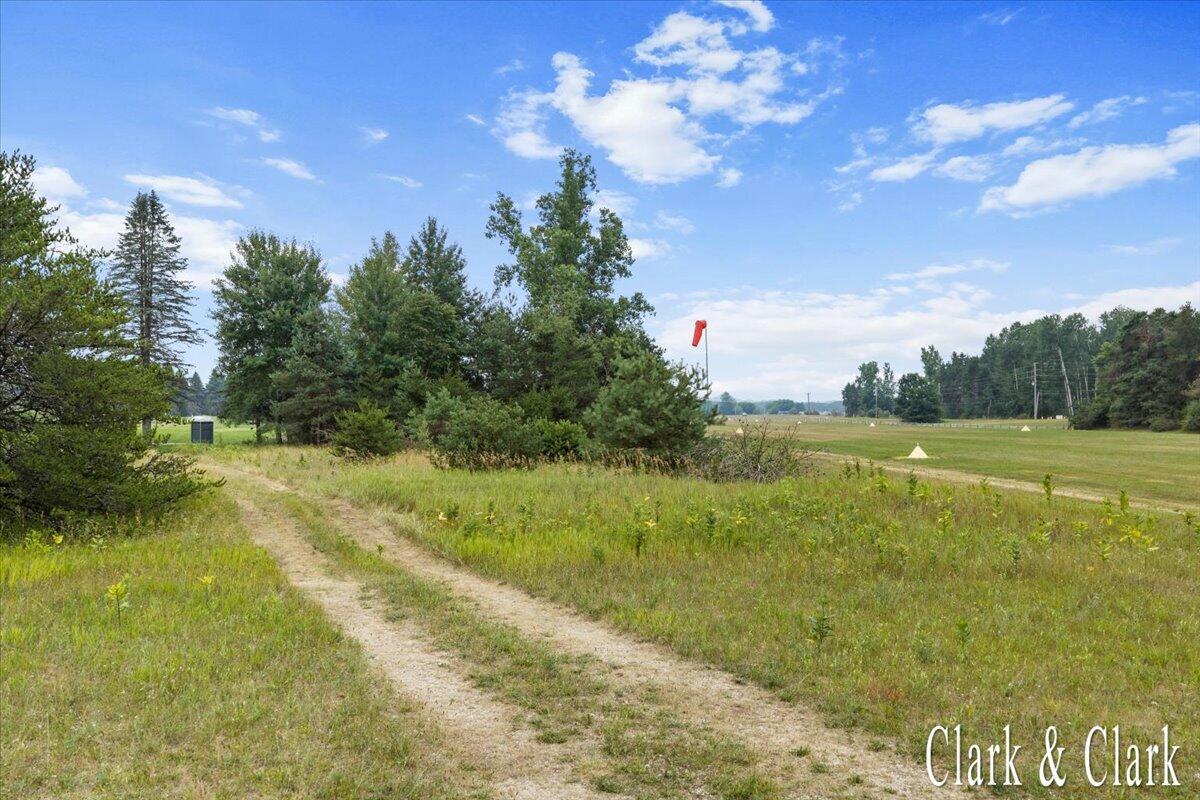 7576 Red Fox Road