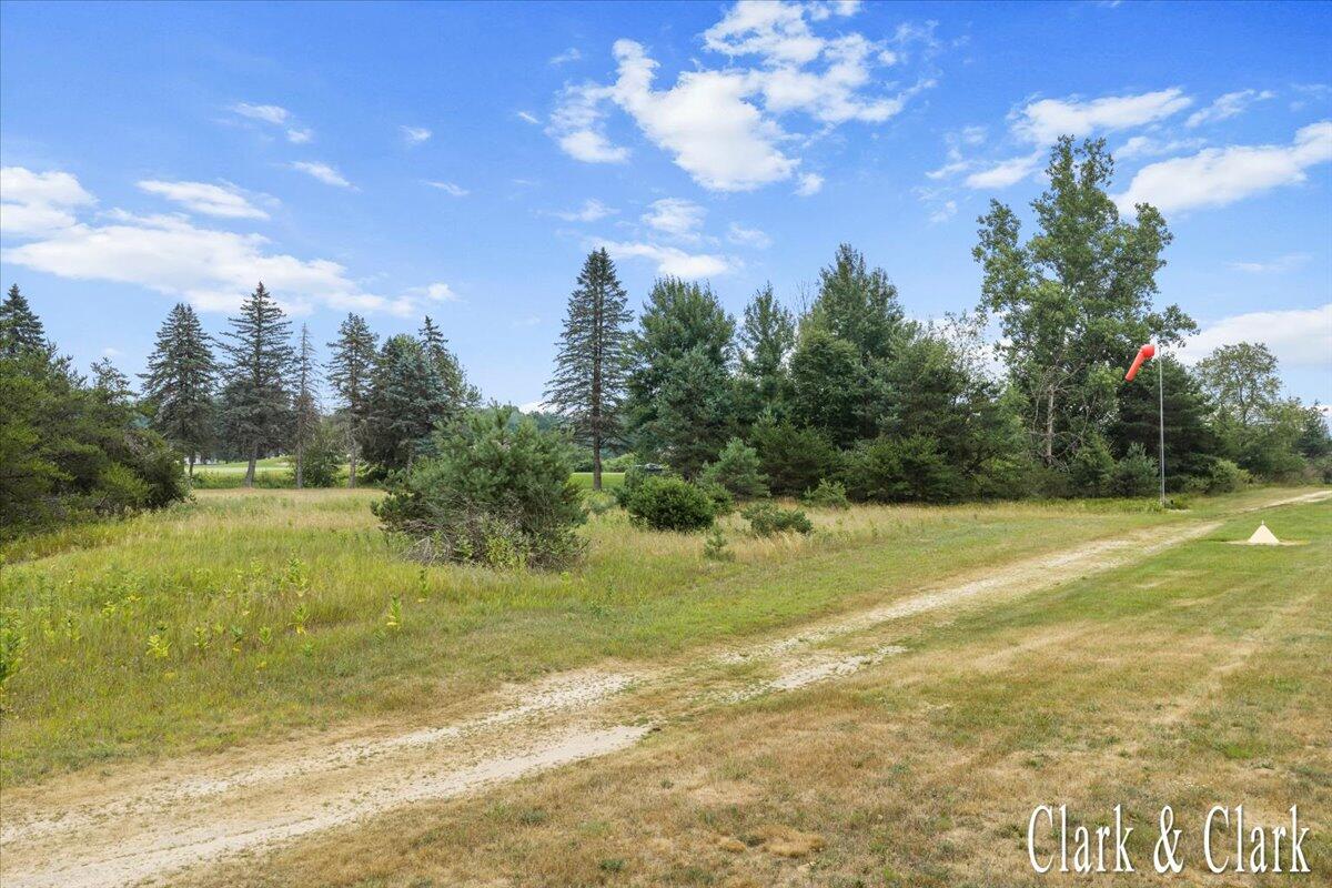 7576 Red Fox Road