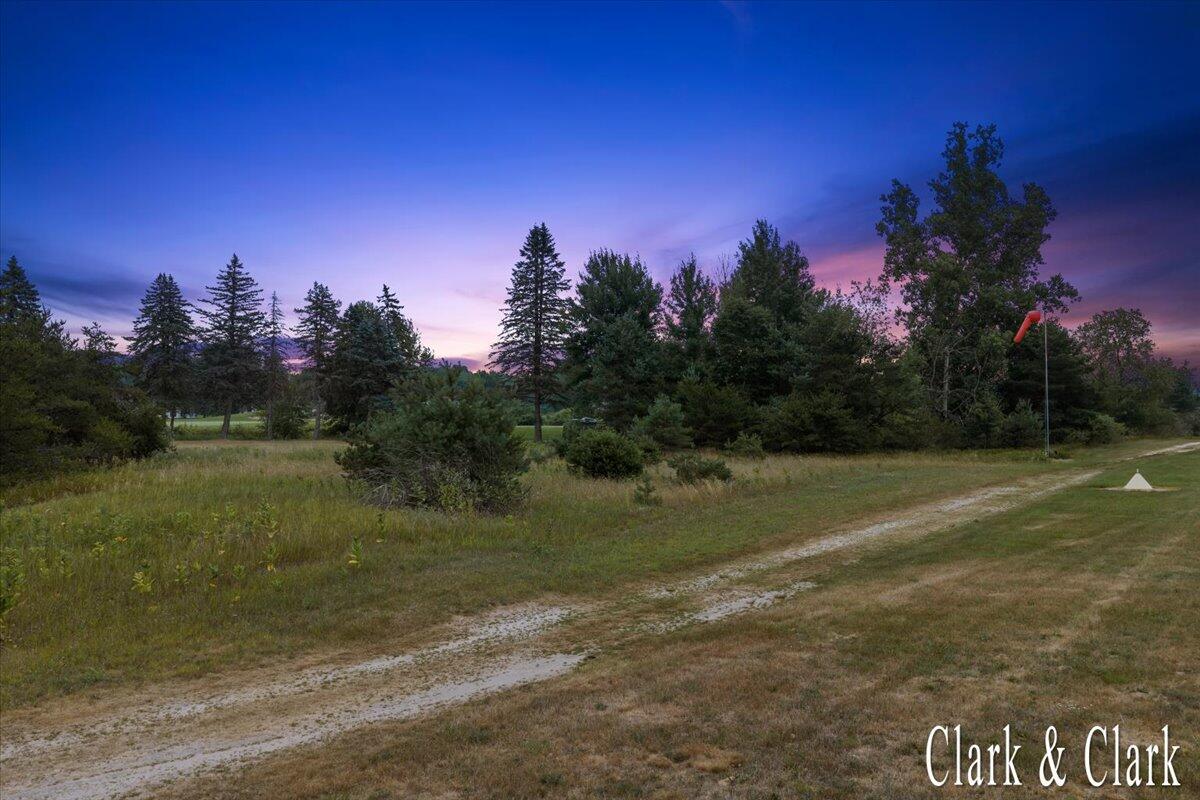 7576 Red Fox Road