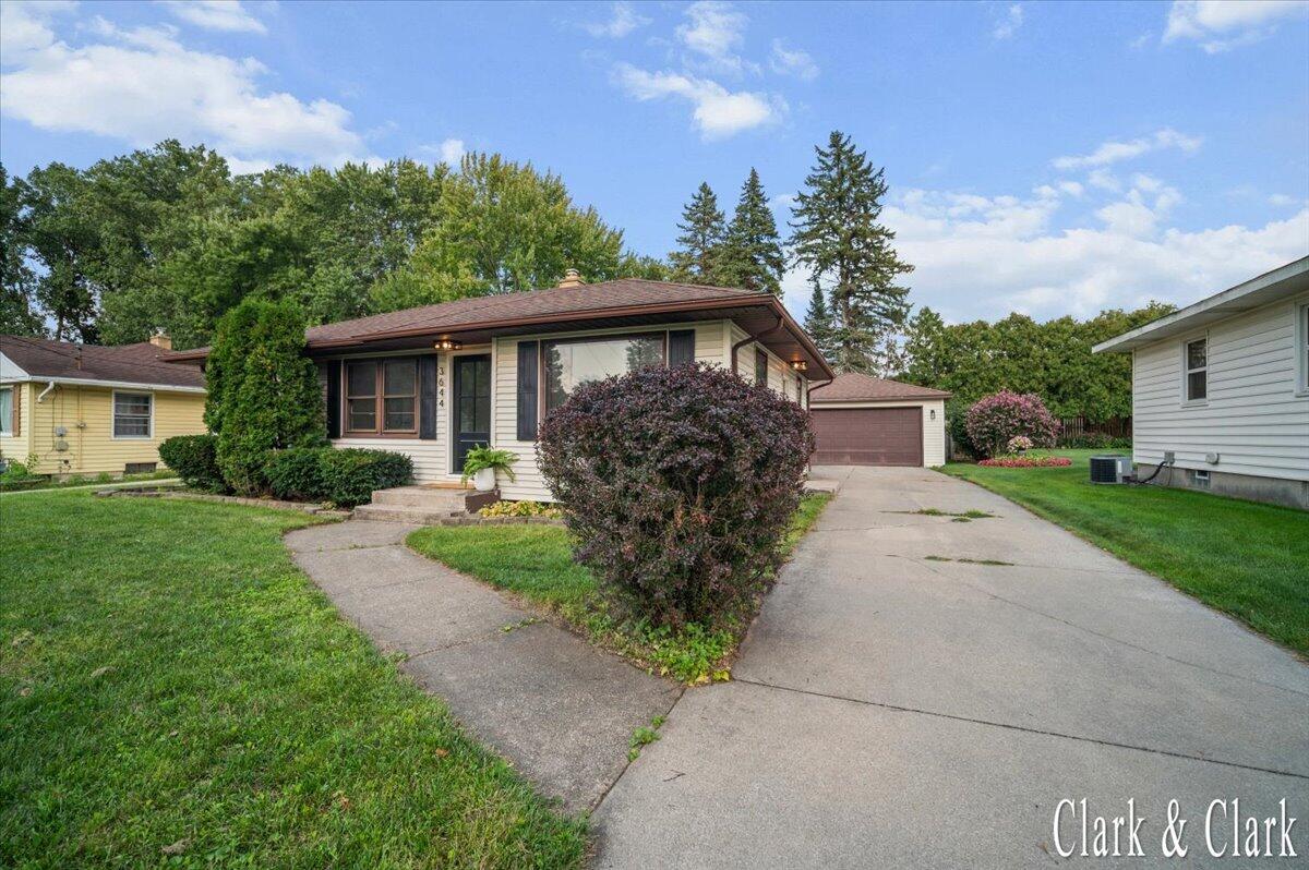 3644 Hazelwood Avenue