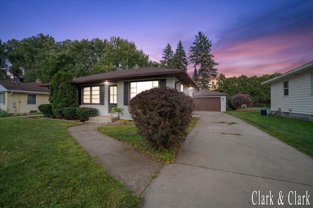 3644 Hazelwood Avenue
