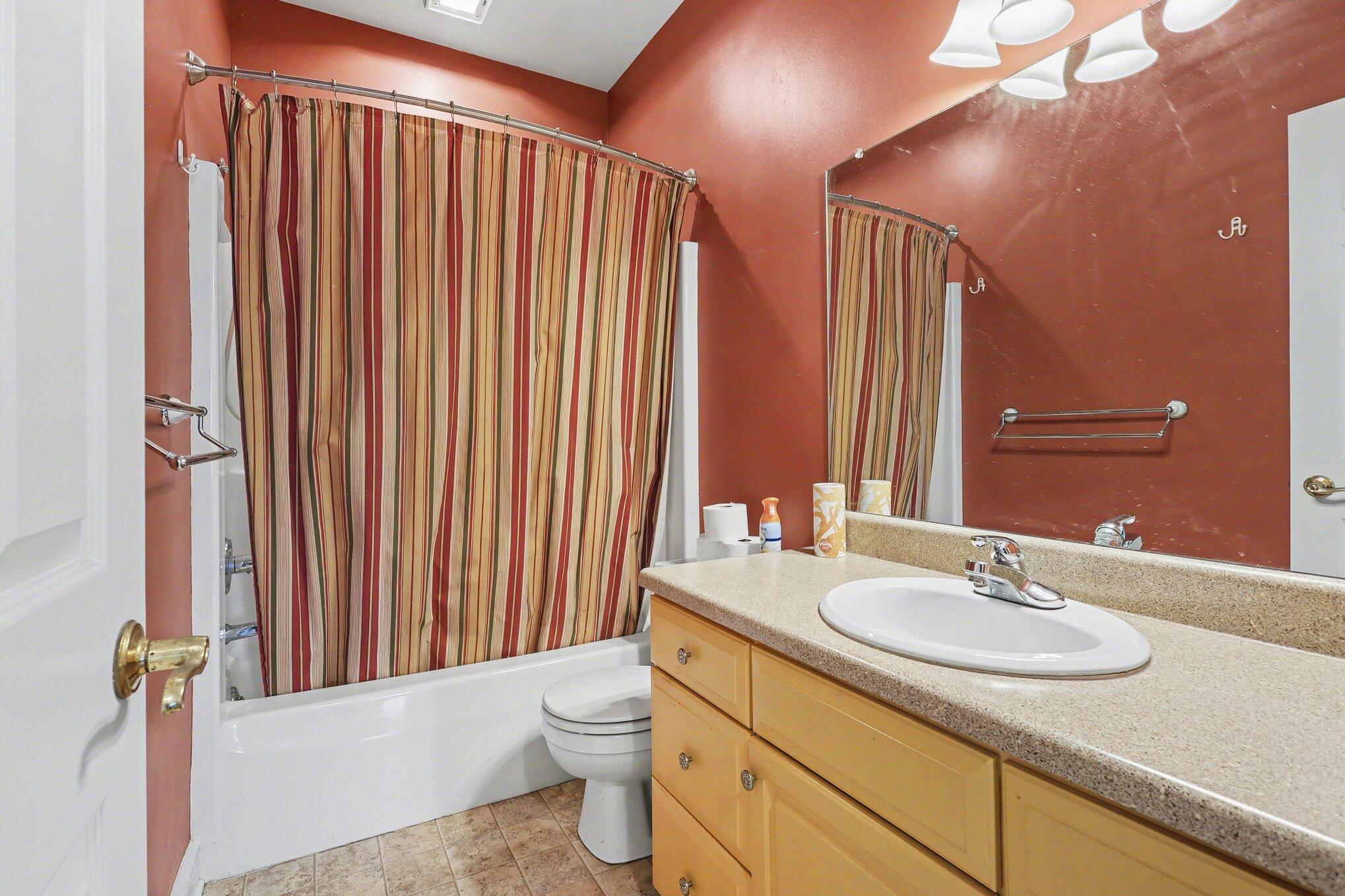 4964 Laurelwood Drive
