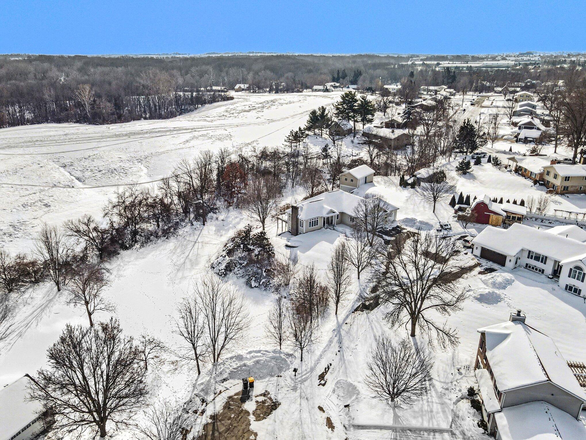 4964 Laurelwood Drive