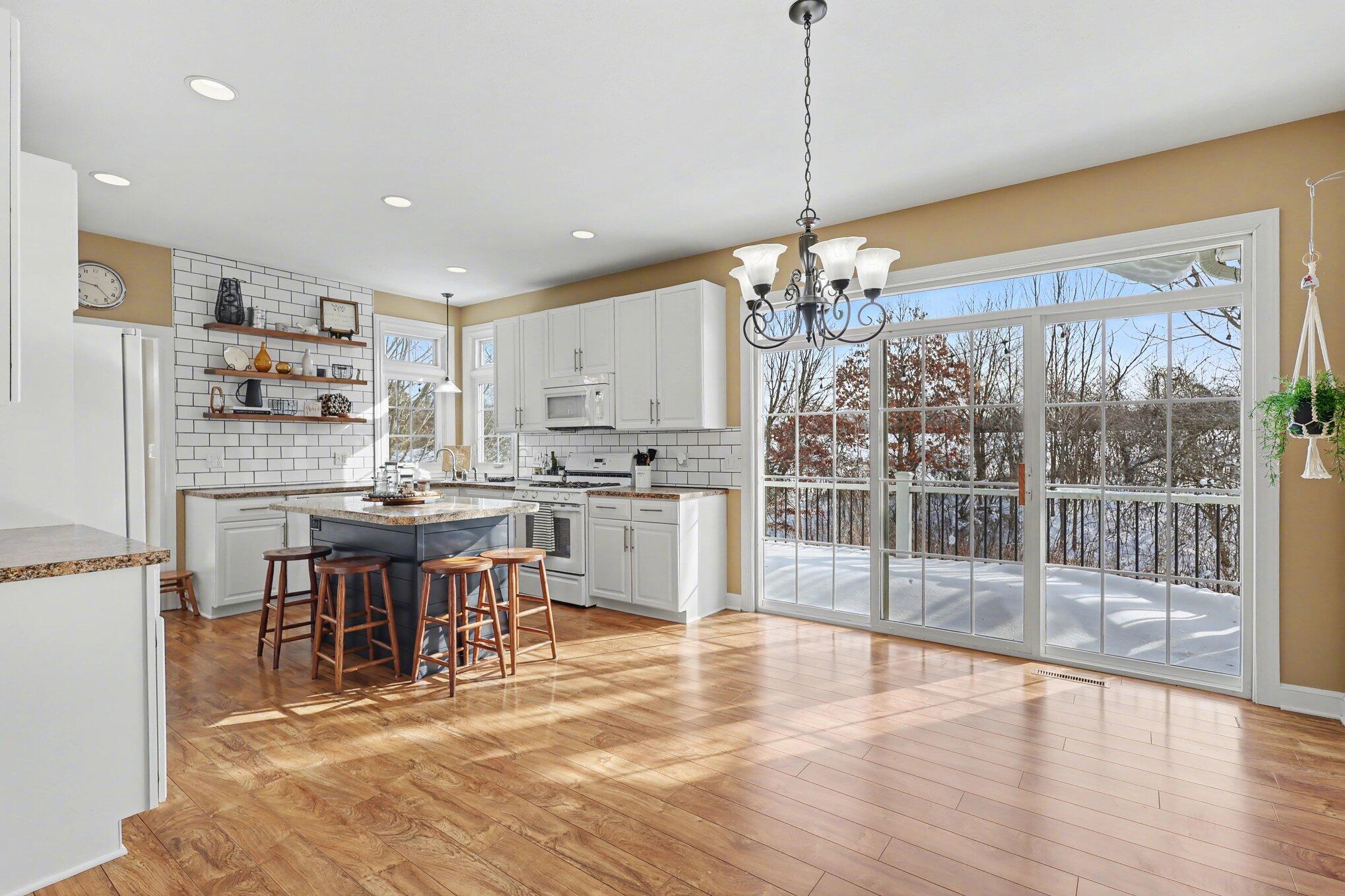 4964 Laurelwood Drive