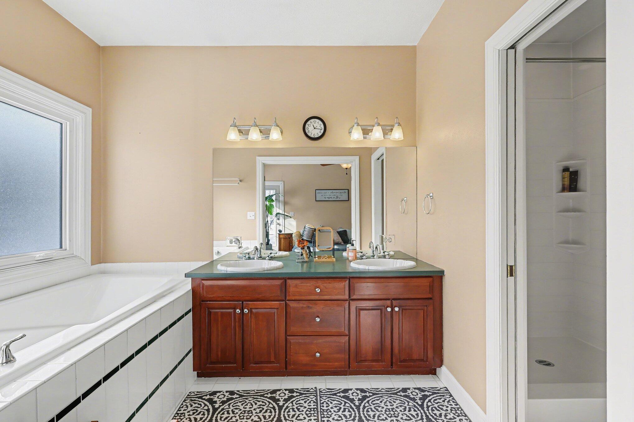 4964 Laurelwood Drive