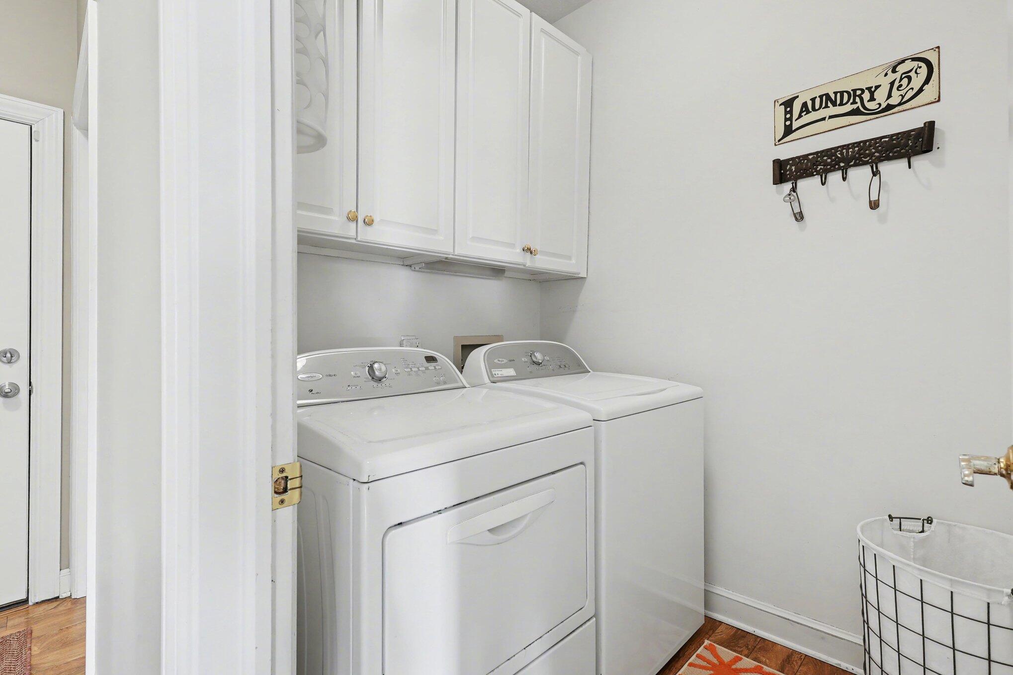 4964 Laurelwood Drive