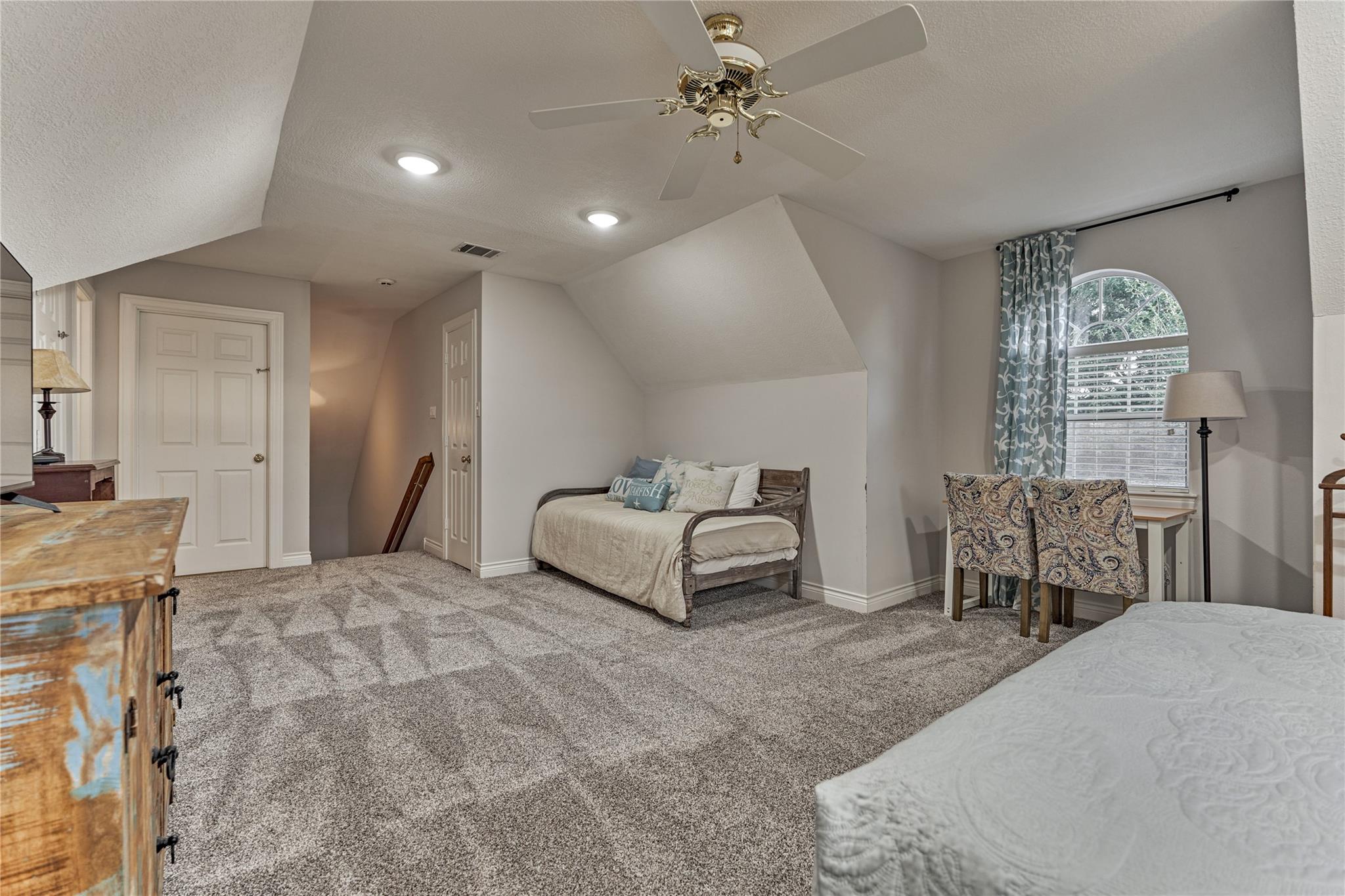 42 Naples Lane