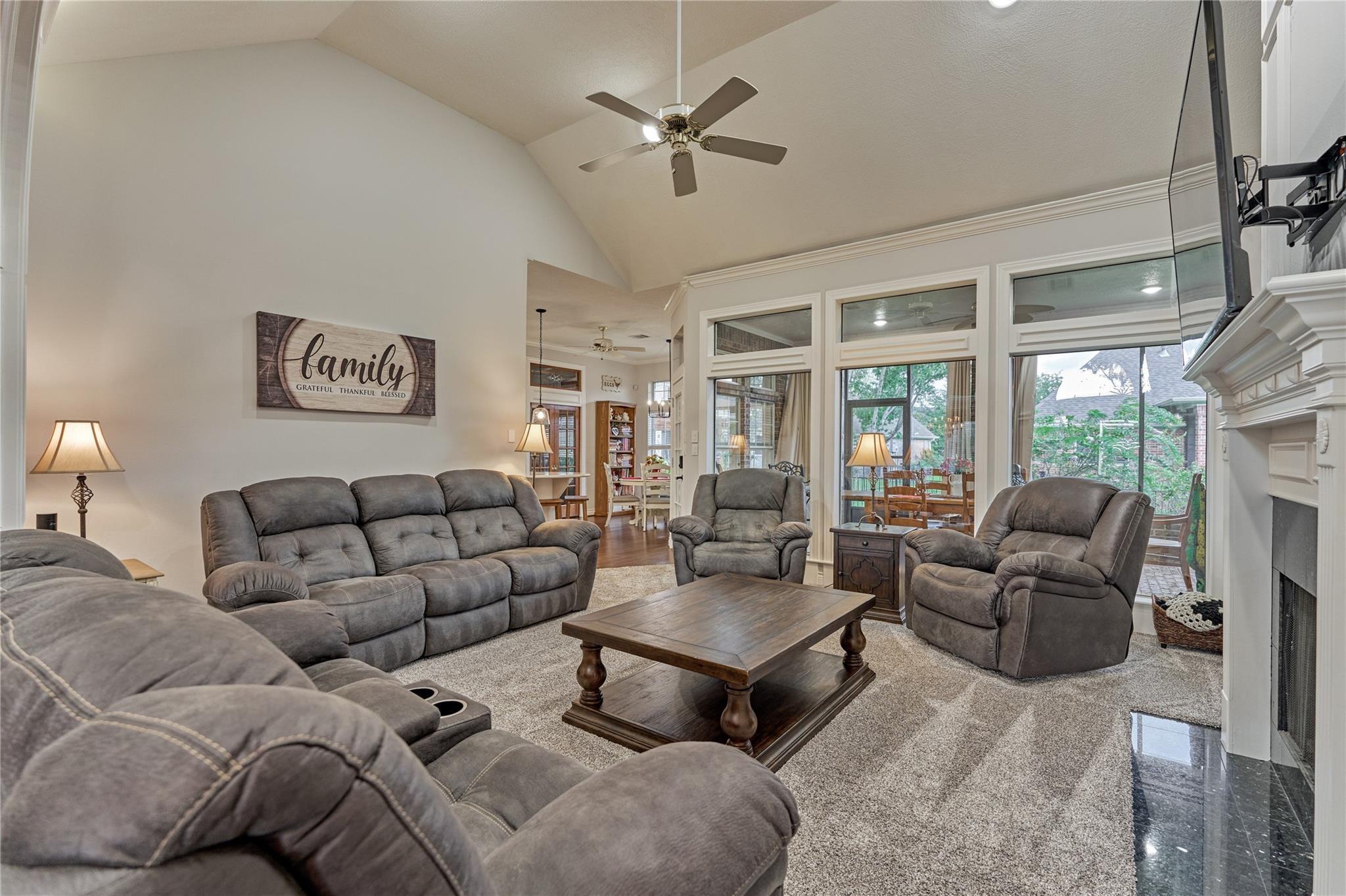 42 Naples Lane