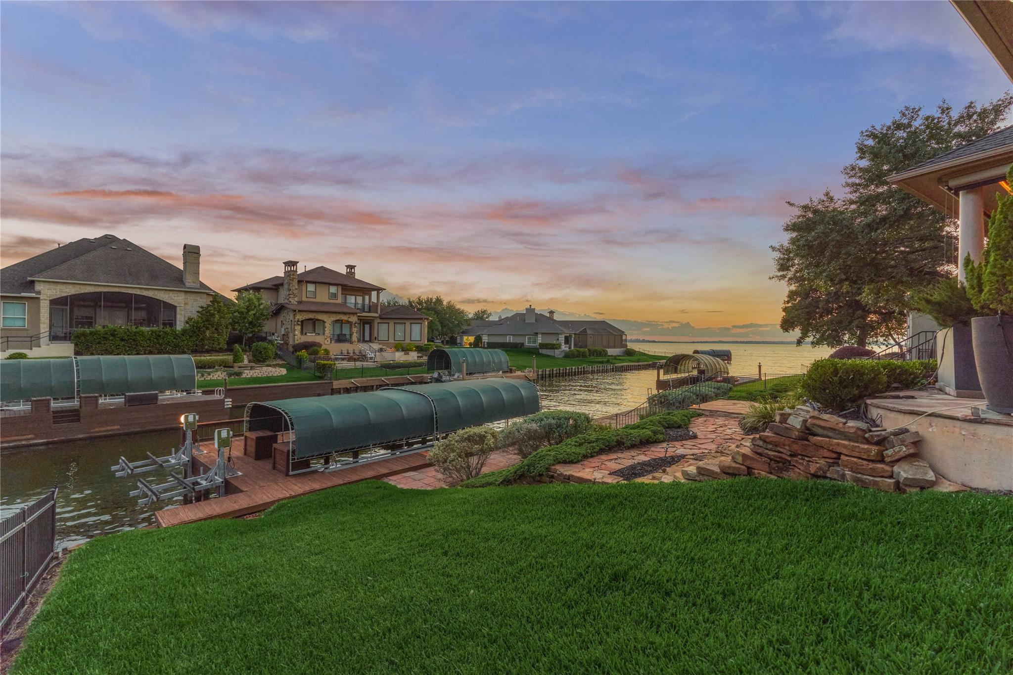 12336 Oak Bend Circle
