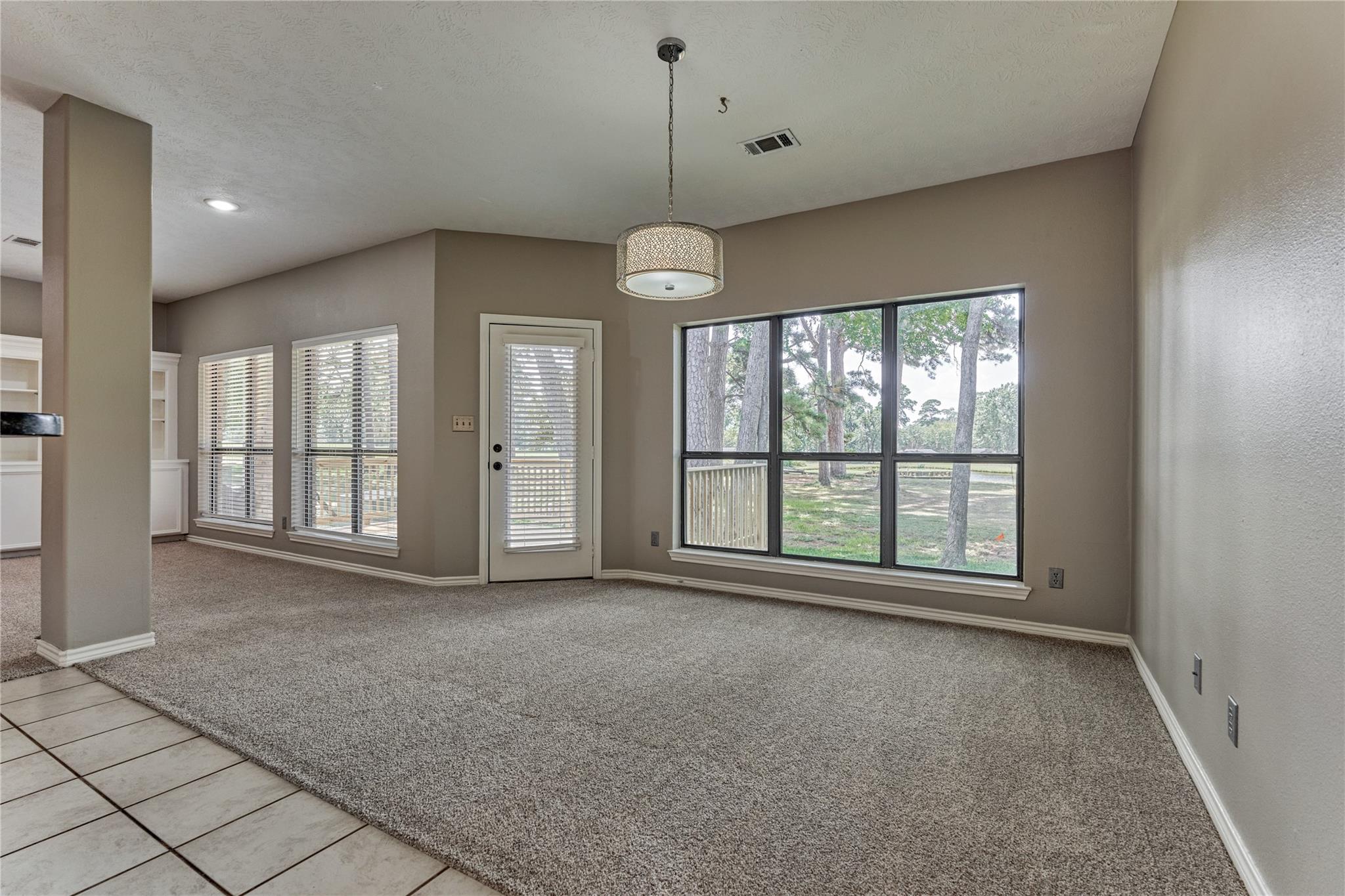 13707 Fountainview Drive