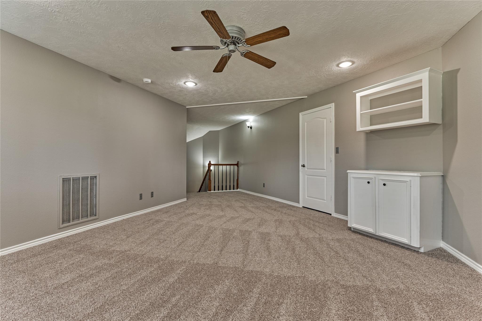 13707 Fountainview Drive