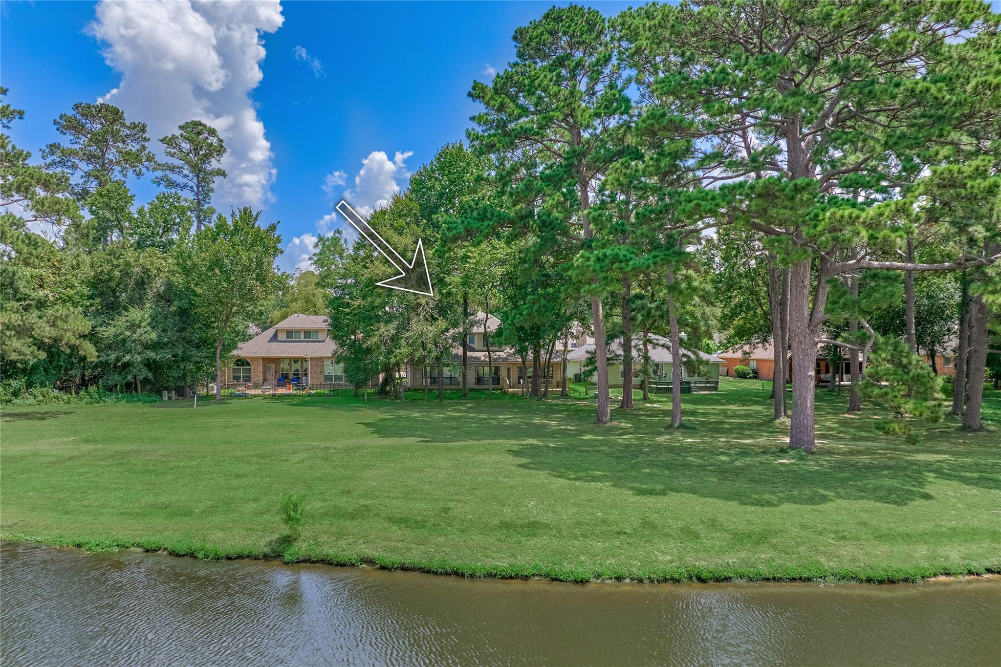 13707 Fountainview Drive