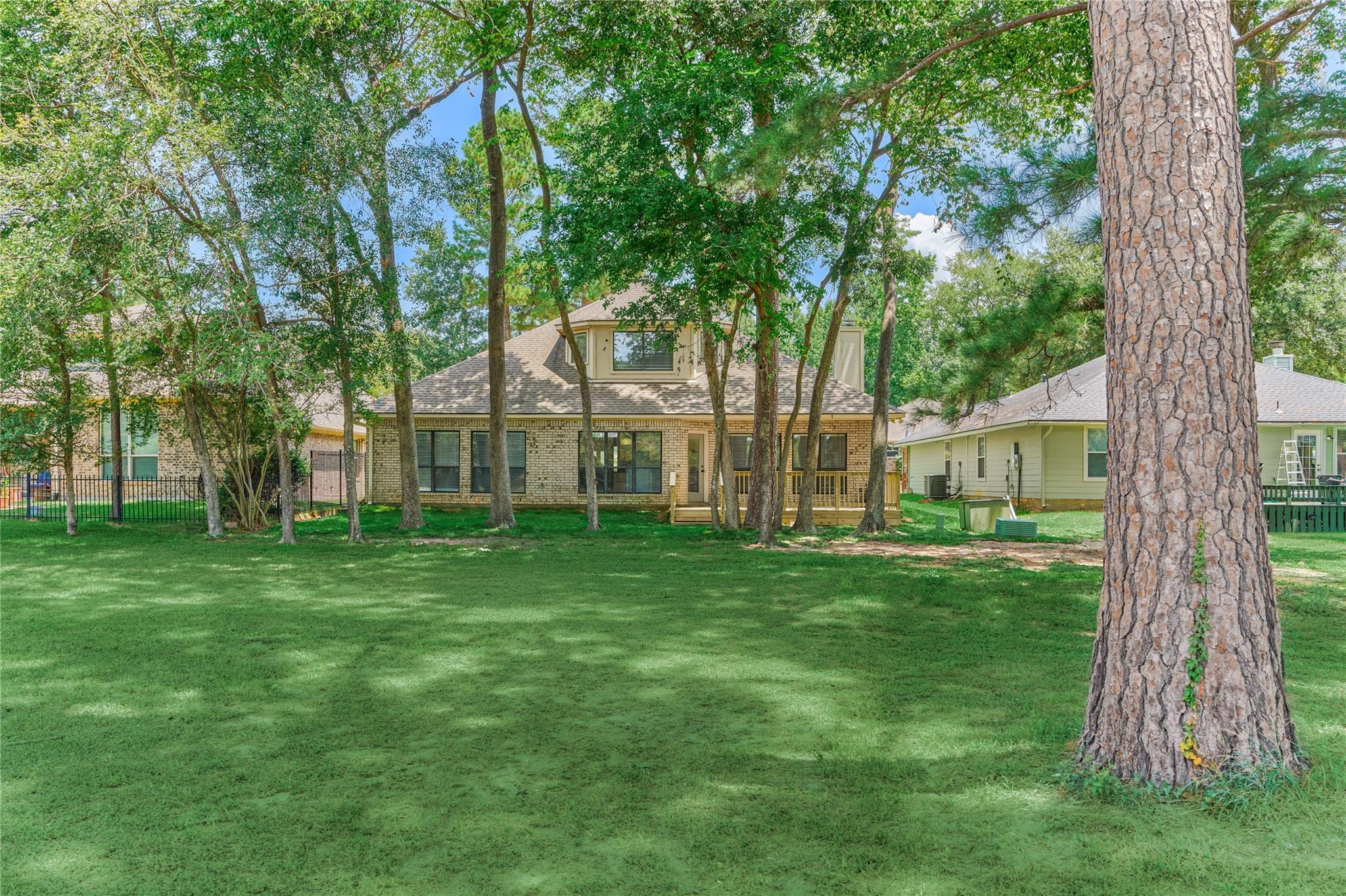 13707 Fountainview Drive
