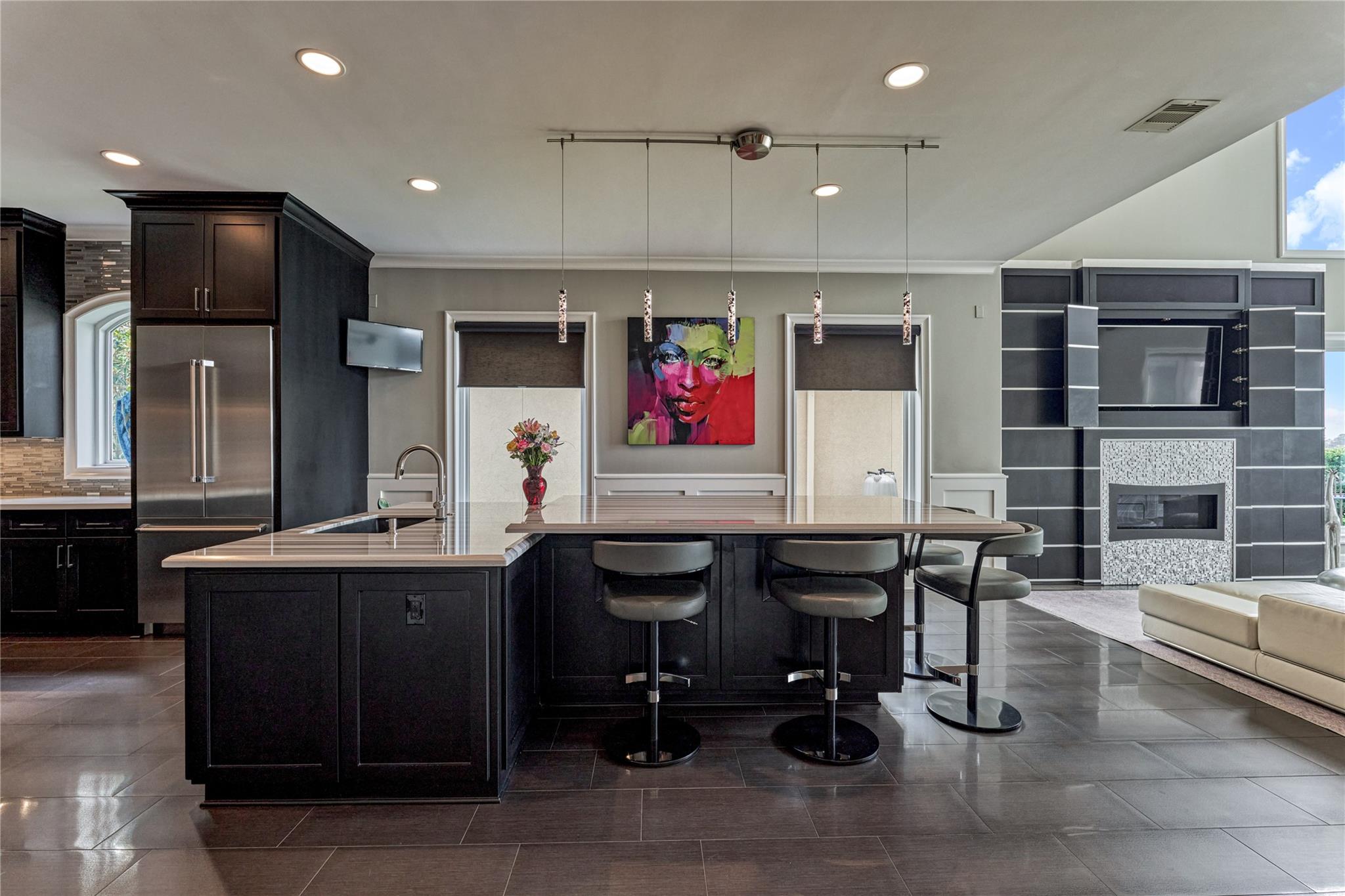 9943 Pebble View Court