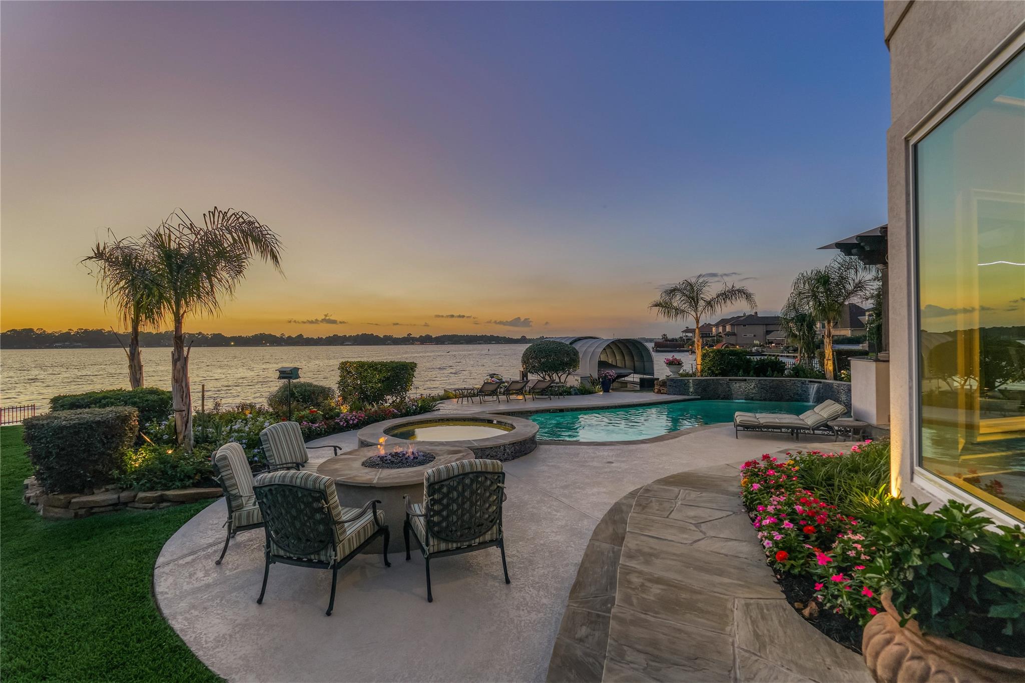 9943 Pebble View Court