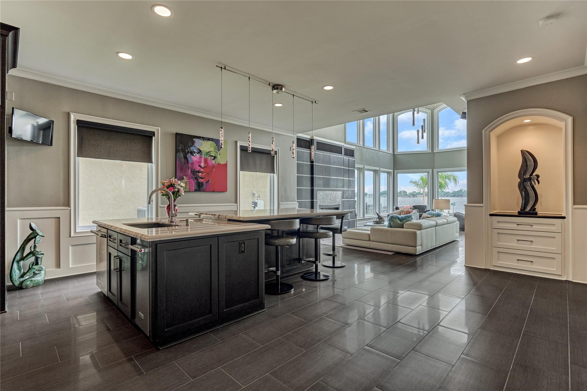 9943 Pebble View Court