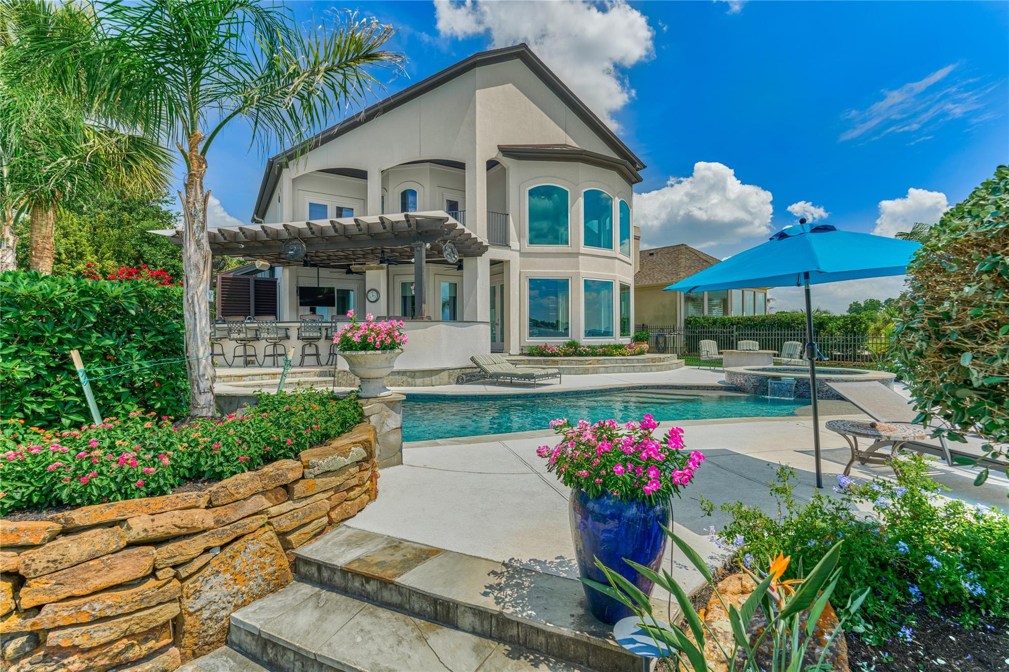 9943 Pebble View Court