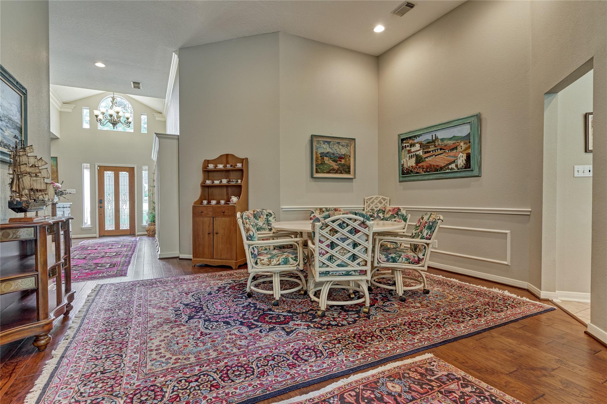 197 Monterrey Road E