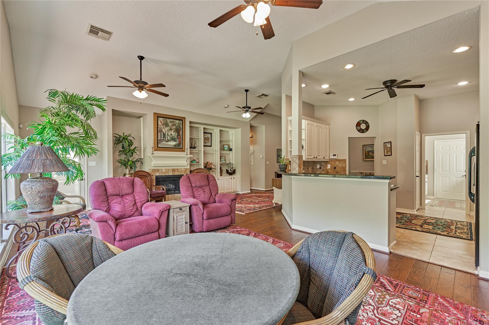 197 Monterrey Road E