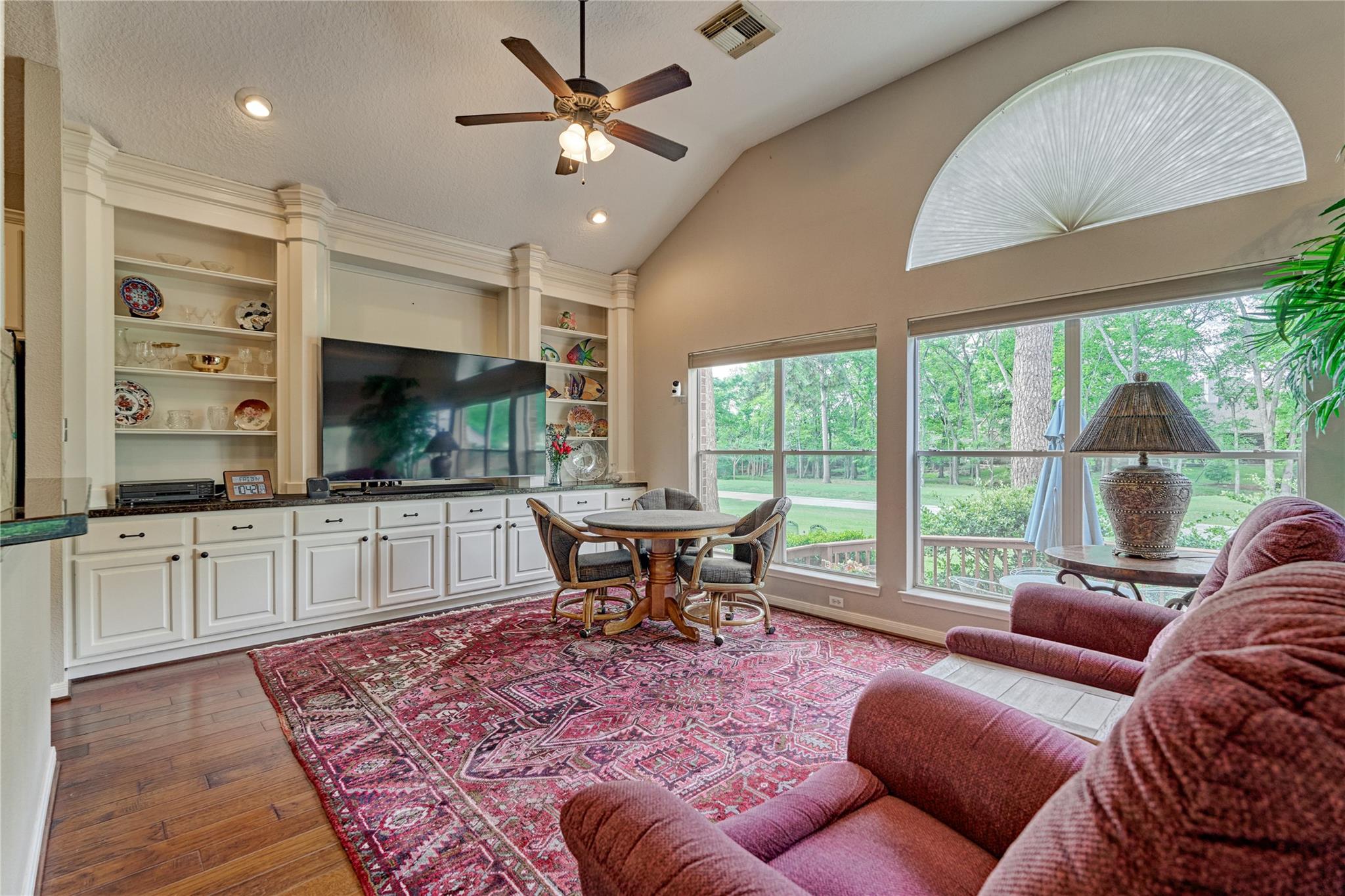 197 Monterrey Road E