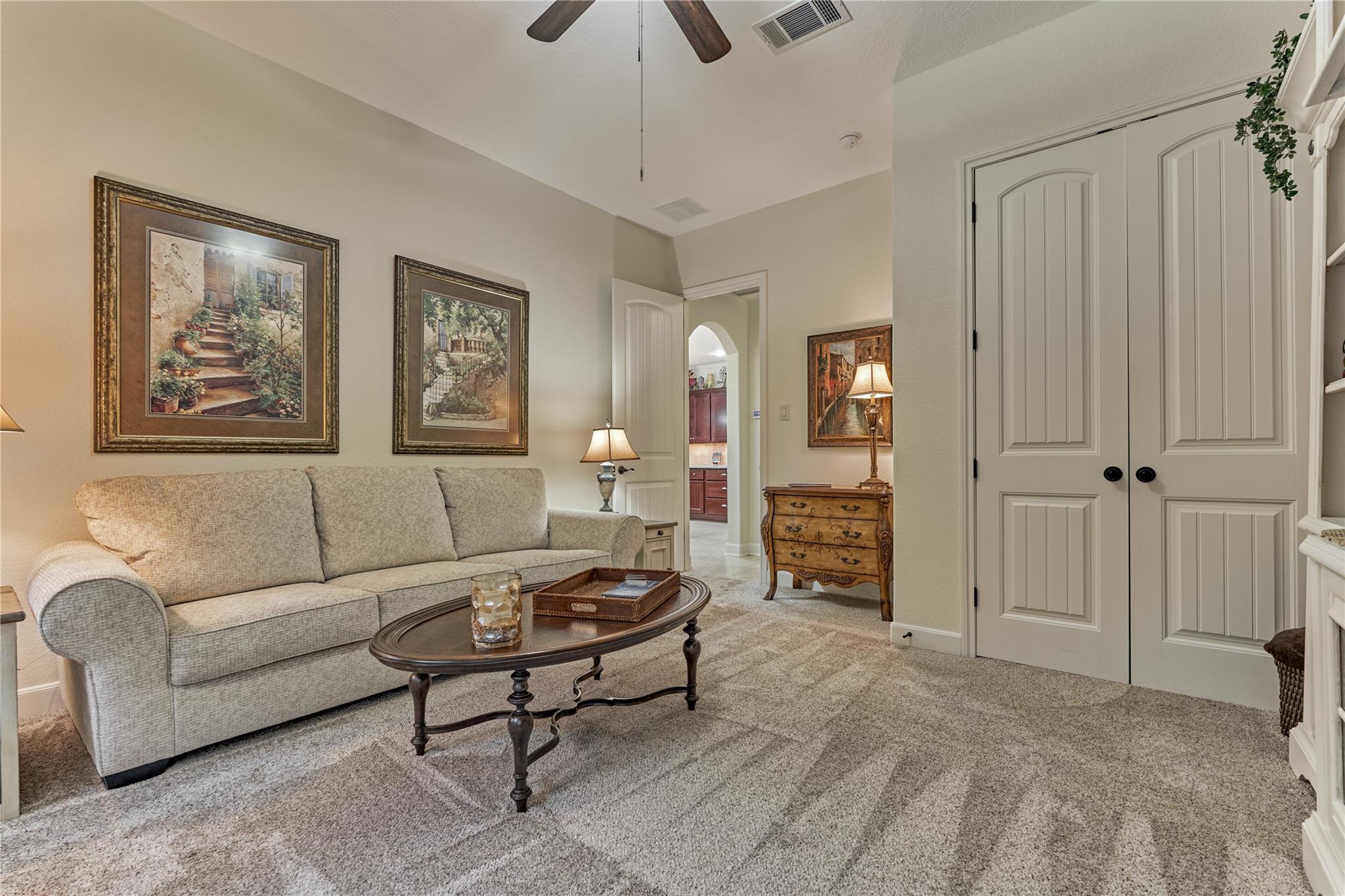 10 Westlyn Lane