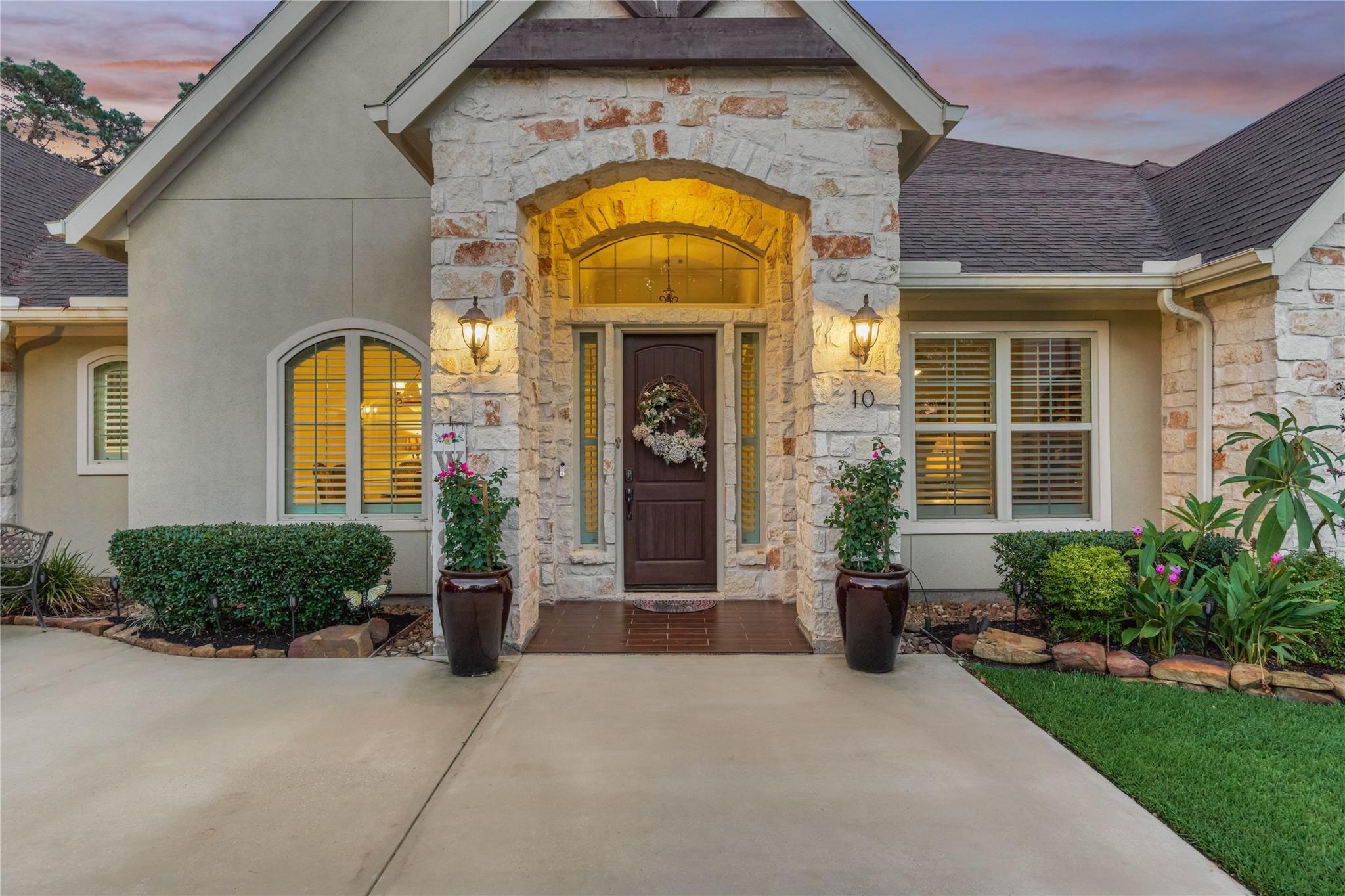 10 Westlyn Lane